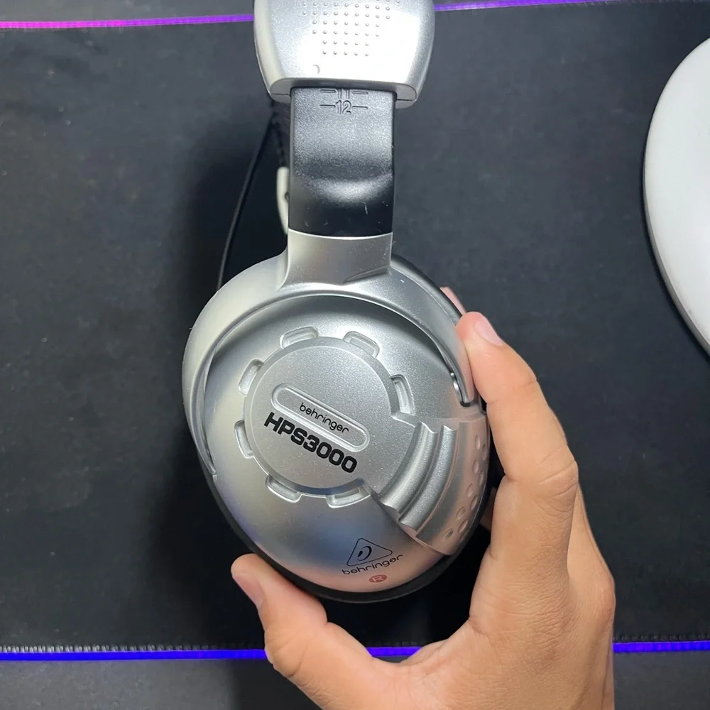 HPS300 high performance studio headphones - Picture 2 of 8